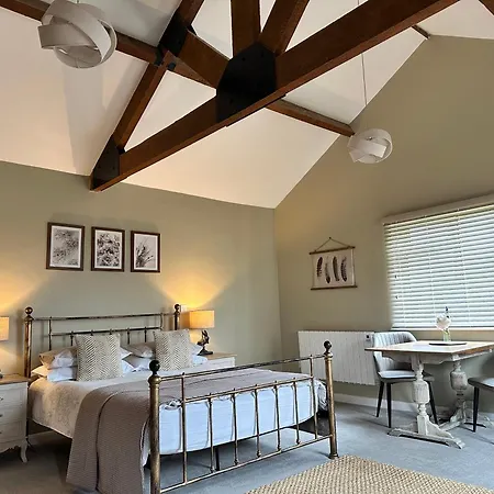 Bed & Breakfast White House Farm - Beautiful Self Contained Courtyard