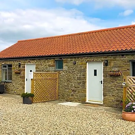 White House Farm - Beautiful Self Contained Courtyard 4*