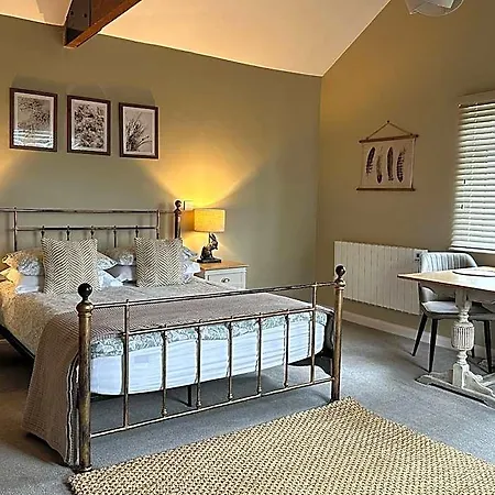 White House Farm - Beautiful Self Contained Courtyard 4* Ugthorpe